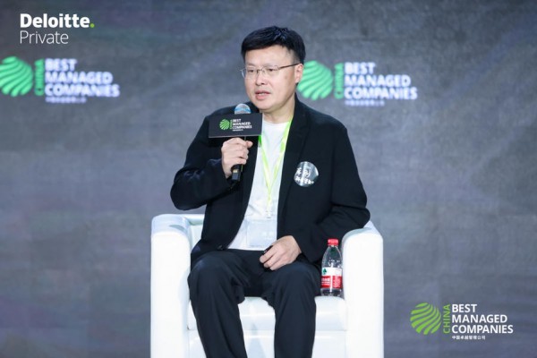 新希望乳业率先斩获BMC白金奖，以聚焦与创新的“鲜增长”诠释“中国机遇2.0”