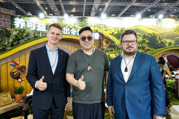 全家营养破局！养可益2026CBME双奖加持，格鲁思儿童成长粉重磅首发