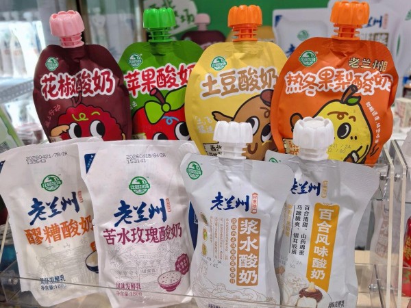 从天润、三元等传统乳企的品牌战略焕新，看区域乳企如何战略破局？