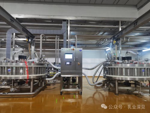 成本飙涨108%！乳清蛋白告急下，谁在掌握婴配粉的命脉？