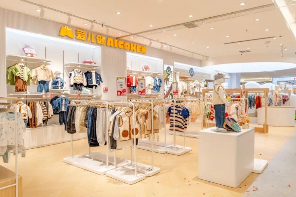 落子新疆：格瑞丽家的千平大店与母婴零售重做新答案