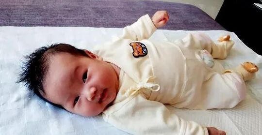 肠胀气和肠绞痛傻傻分不清？教你4招区分，轻松应对宝宝哭闹