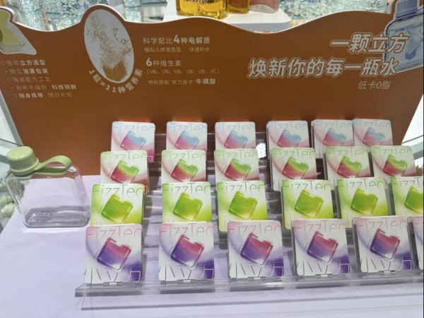 快消品忙着往营养走，营养品却忙着往快消靠