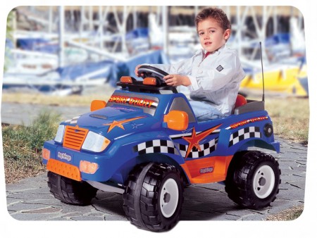 Peg Perego2015新款电动车