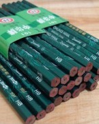 木制2b铅笔